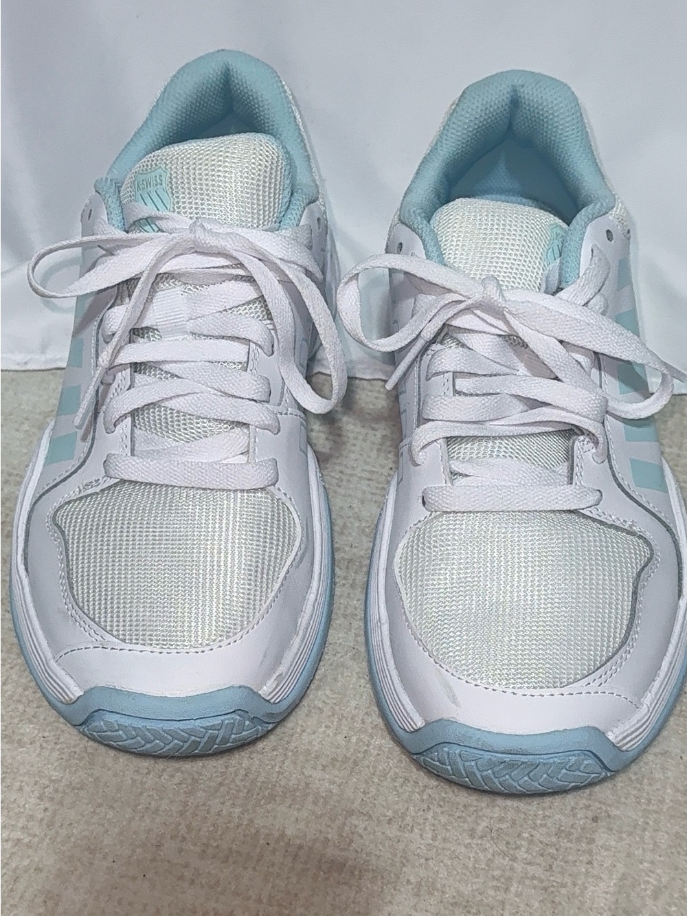 K-Swiss Women's Court Sneakers White & Light Blue Size 8 US (Tennis / Pickleball